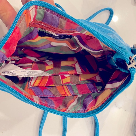 Bright Turquoise Purse - Picture 5 of 5